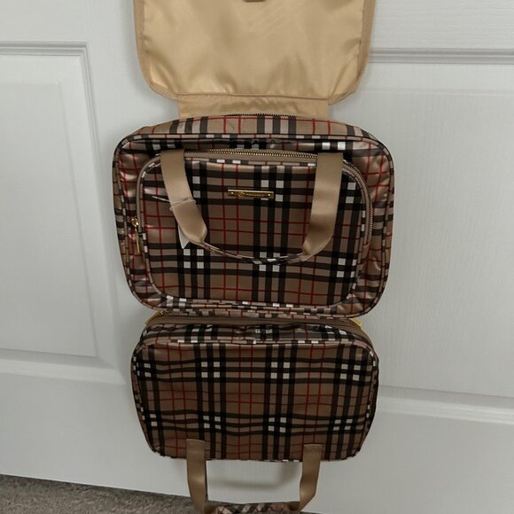 Joy Clean And Chic Expandable Toiletry Case CLASSIC PLAID NWT - Picture 14 of 15